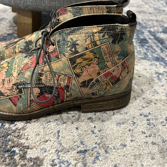 Steve Madden Garfield Comic Strip Lace-Up Chukka Boots Size 8 Men’s main image 5